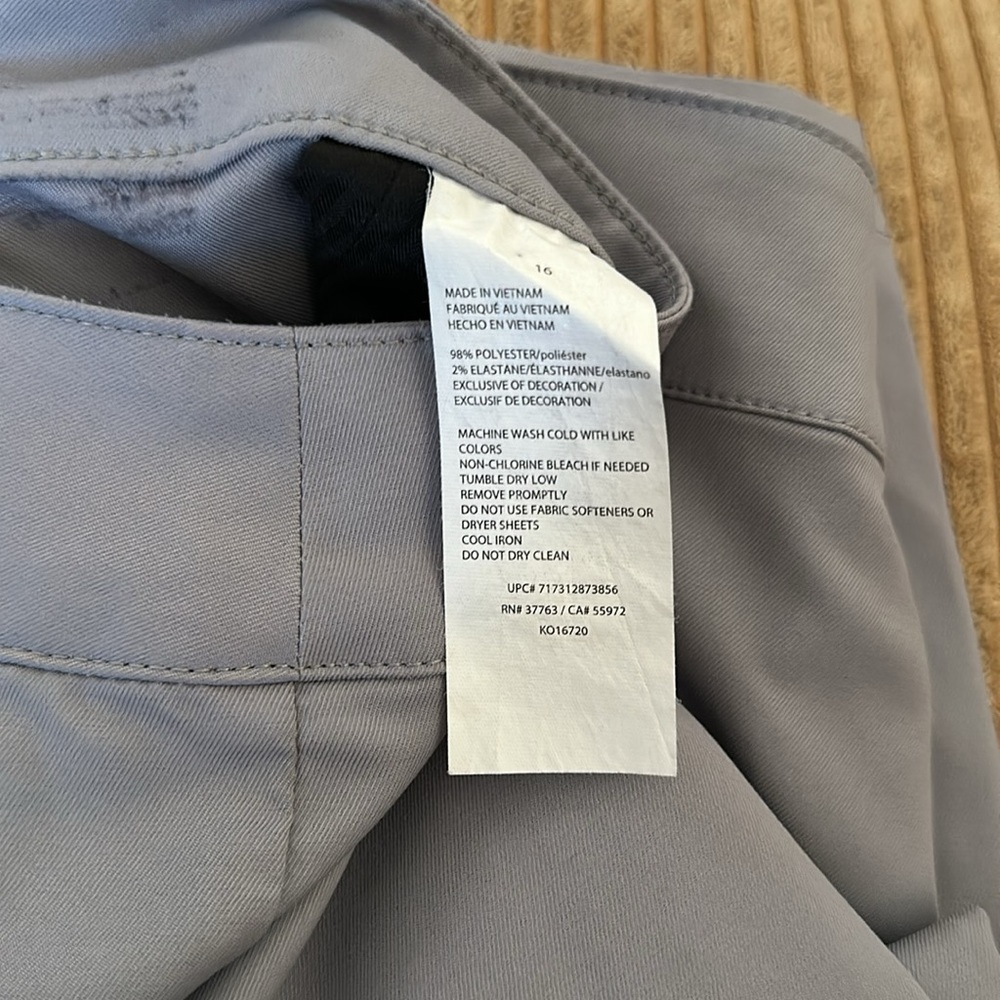 Grandslam Performance Gray Shorts - image 5